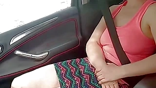 amateur Flashing Orgasm While Driving fingering